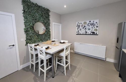 Harehills Apartamento | Kepler Residence Modern 4 Bedroom Property 1 mile from Leeds Centre