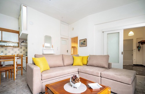 Keratsini-Drapetsona Apartamento | Keratsini 2 bedroom 4 pers apart by MPS