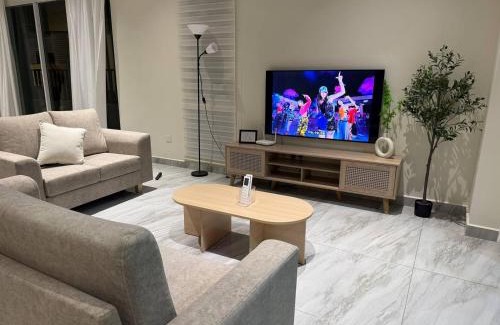 Bandar Bera Casa | Kerayong and Triang Cozy Landed 4 or 5 Rooms 12 to16 pax