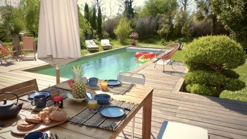 Erdeven Villa | Kercolette, maison avec piscine non chauffée proche des plages