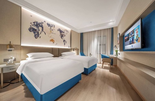 Jeifangbei Central Business District Hotel | Keriad Hotel release Bei Hongya cave