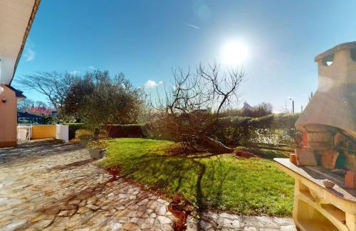 Concarneau Casa | Kerlean, plage des Sables Blancs à 700m!