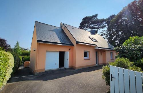 Concarneau Casa | Kerlean, plage des Sables Blancs à 700m!