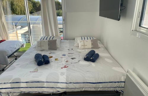 Erdeven Otro | KEROMER LARGE VILLA WITH CAPACITY FOR 30 PEOPLE WITH LARGE SWIMMING POOL AND GARDEN