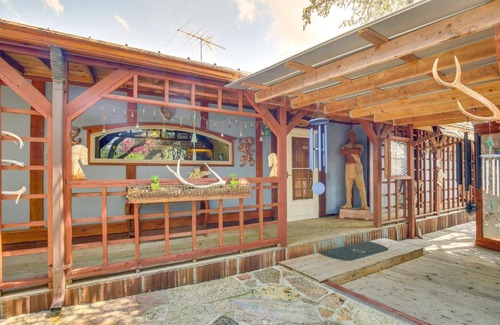 Kerrville Casa | Kerrville Vacation Rental with Colorful Courtyard!