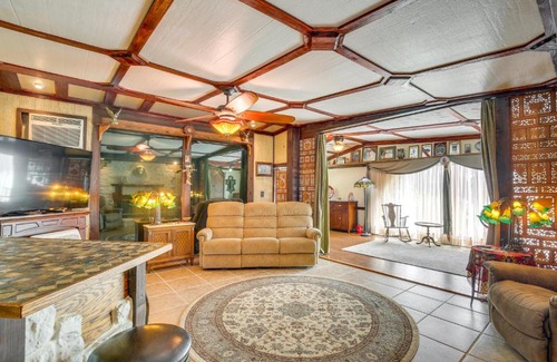 Kerrville Casa | Kerrville Vacation Rental with Colorful Courtyard!