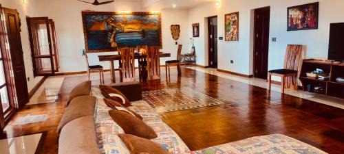 Kovalam Cama Y Desayuno | Kesaviyam Unique Ocean View Luxury Suites vicinity Kovalam Light house