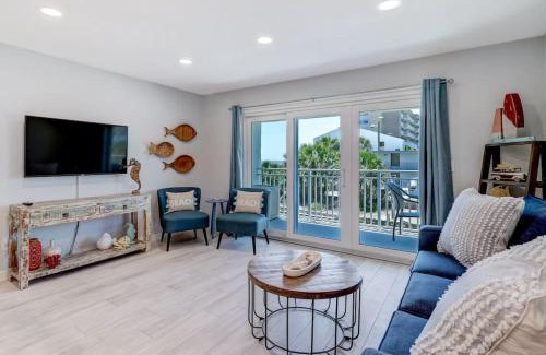 Fernandina Beach Casa | Ketch Courtyard Condo - Oceanview Balcony - Pool - Steps from the Beach