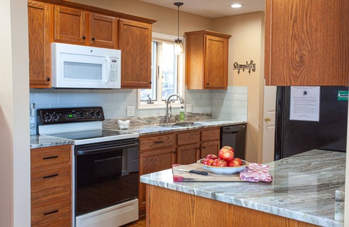 McGaheysville Casa | Kettle View Lodge - Family-Friendly Retreat with Breathtaking Mountain Views