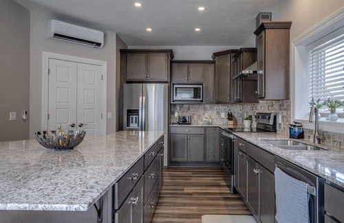 Penn Yan Casa | Keuka Lake view! WELCOME to CASA DEL LAGO UNIT #40