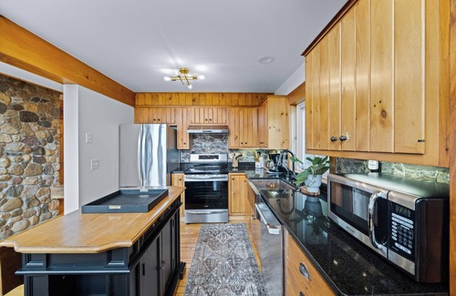 Town of Jerusalem Casa | Keuka Vines Peace of Mind