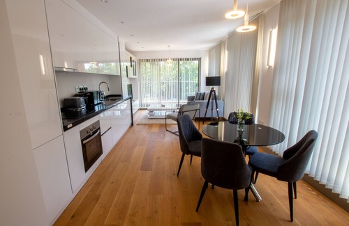 Chiswick Riverside Apartamento | Kew Bridge by Charles Hope