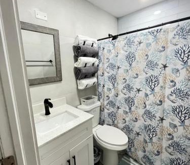 Doctor's Arm Casa | key Deer Retreat/direct gulf access/hot tub