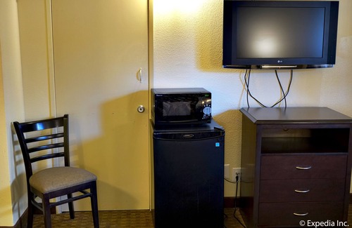 Tustin Hotel | Key Inn & Suites