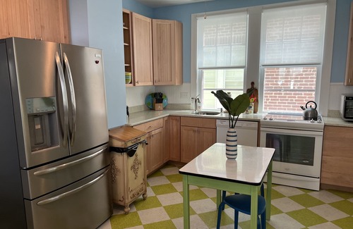 Cape Charles Casa | Key Lime Cottage: Your Cape Charles Beachside Retreat