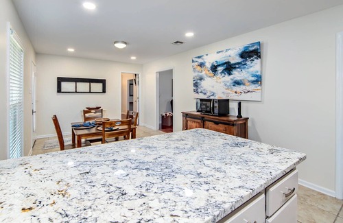 Houma Casa | Key To Comfort Spacious 3-Bedroom Getaway in the Heart of Houma!