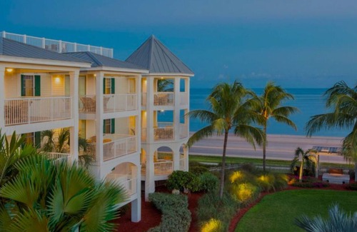 Key West Villa | Key West 2 BR Villa with full kitchen, ocean view with Infinity pool