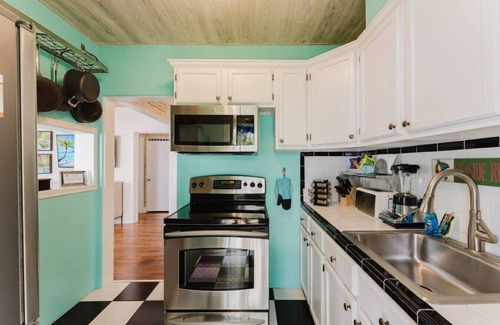 Flamingo Parks Casa | Key West Cottage a Charming Bungalow Retreat