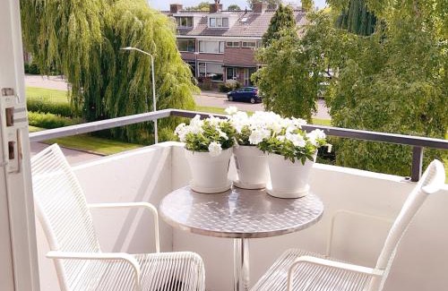 Leiden Apartamento | KeyCityApt Near Amsterdam Two Miles To City Centre Breakfast Included