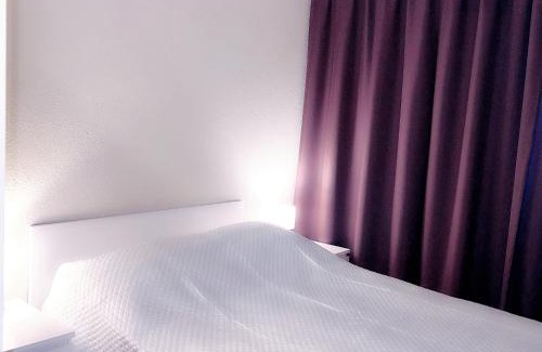 Leiden Apartamento | KeyCityApt Near Amsterdam Two Miles To City Centre Breakfast Included