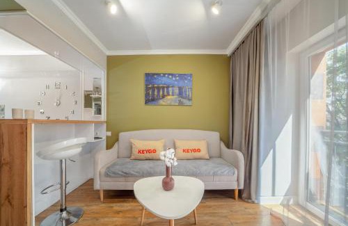Arzakan Apartamento | KeyGo Studio #0183 next to the Cascade
