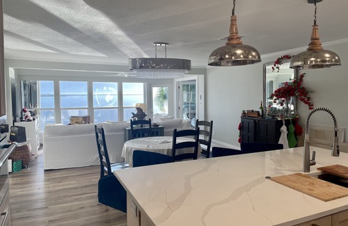 Breezeswept Beach Estates Casa | Keys cottage, oceanfront, dock, private, great location, fenced backyard