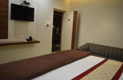 Lanka Hotel | Kgh