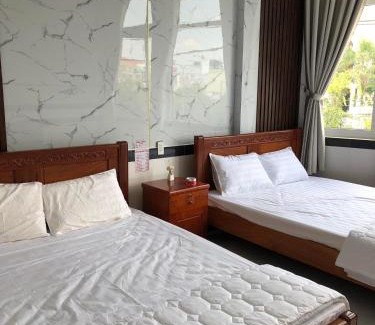 Ninh Kieu Hotel | Khách sạn Ánh Sáng
