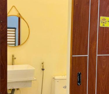 Ninh Kieu Hotel | Khế Homestay