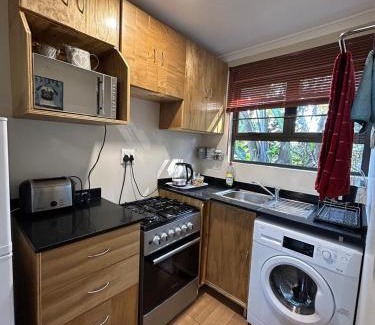 Hillcrest Apartamento | Khaled Estate Cottages - unit A