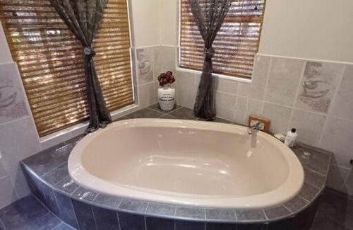 Greater Johannesburg Metropolitan Area Chalet De Esquí | Khalila's Equestrian Cottage