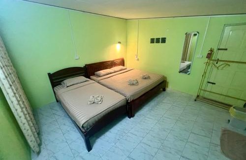 Khlong Sok Cama Y Desayuno | Khaosok Happy House