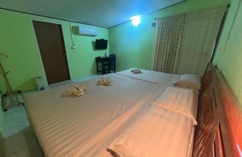 Khlong Sok Cama Y Desayuno | Khaosok Happy House