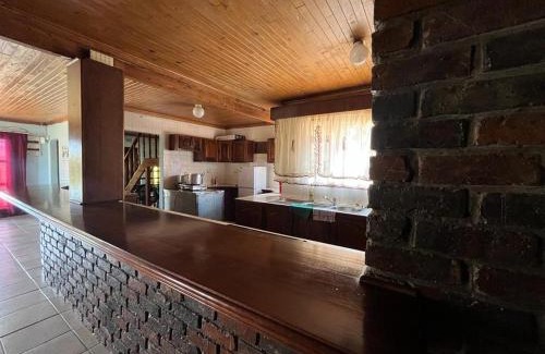 Brakpan Otro | Kharimbi Camp House