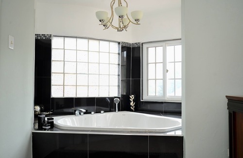 IronShore Estates Cama Y Desayuno | Khastle Khodero