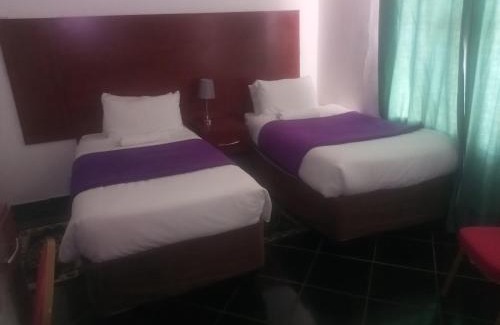 Mahalapye Casa | Khayalami Guest House