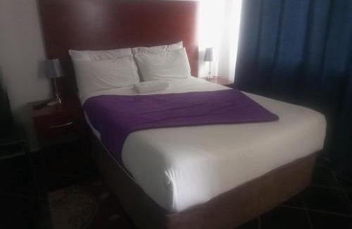 Mahalapye Casa | Khayalami Guest House