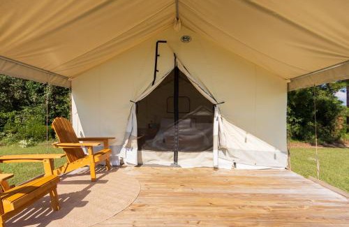Coldspring Otro | Khushatta Hills Ranch Glamping - Aunt B