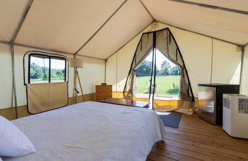 Coldspring Otro | Khushatta Hills Ranch Glamping - Aunt B