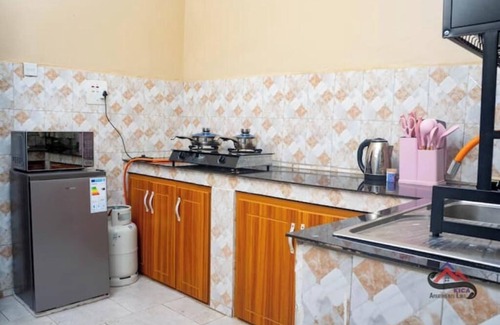 Lira Casa | Kica Home with AC bedrooms, Lira