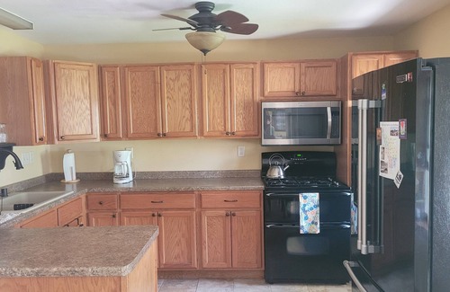 Haney Otro | Kickapoo River Farmhouse