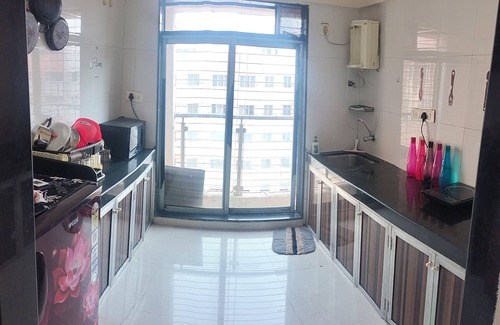 Kurla Apartamento | Kickback and relax in this calm and peaceful place 5 min to pheonix mall