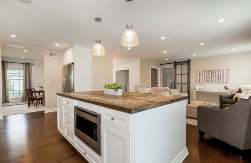 Prairie Village Casa | Kid Friendly 4 Bedroom home w/ Private Heated Pool.