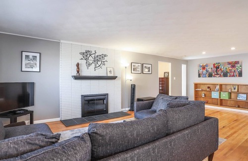 Hampden Casa | Kid-friendly house w/ hot tub, large yard, near parks and trails!