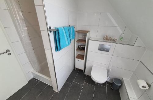 Russee - Hammer Apartamento | Kiel-Russee Familienwohnung, Lademöglichkeit, Co2 Frei