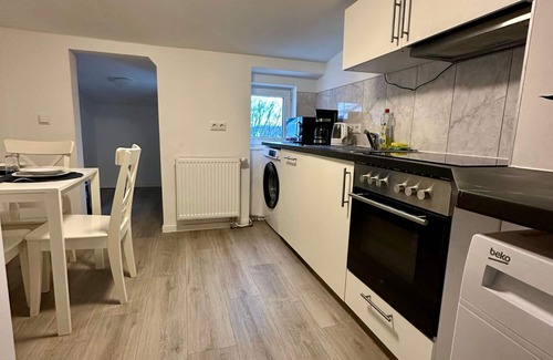 Neumuenster Casa | Kieler Straße 73 W5 - 3 bedrooms with parking space