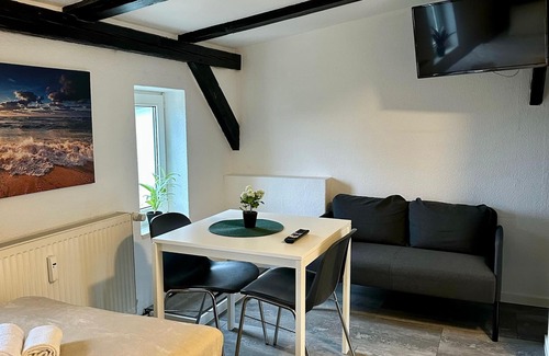 Neumuenster Casa | Kieler Straße 73 W6 - 3 bedrooms with parking space