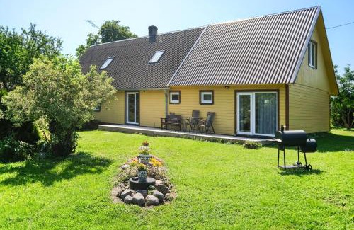 Kihnu Parish Casa | Kihnu Annika Kodumajutus