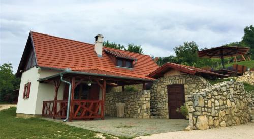 Pecsely Casa | Kikapcsol-lak