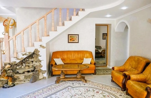 Codru Casa | Kiki's Villa